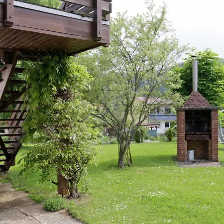 In Armsfeld With Pool 公寓