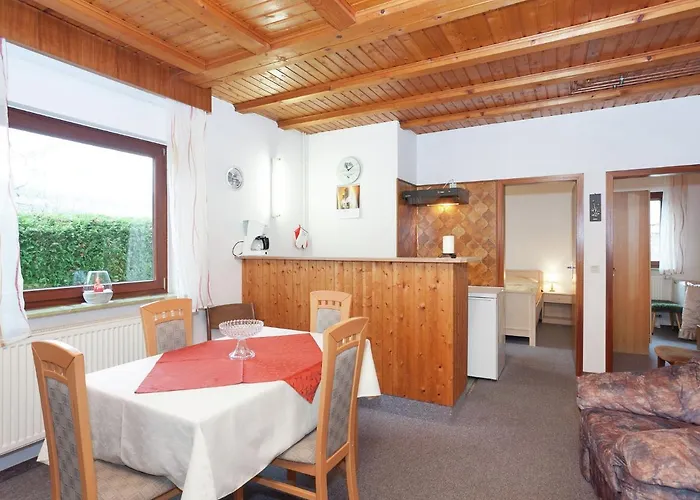 In Armsfeld With Pool Apartmán