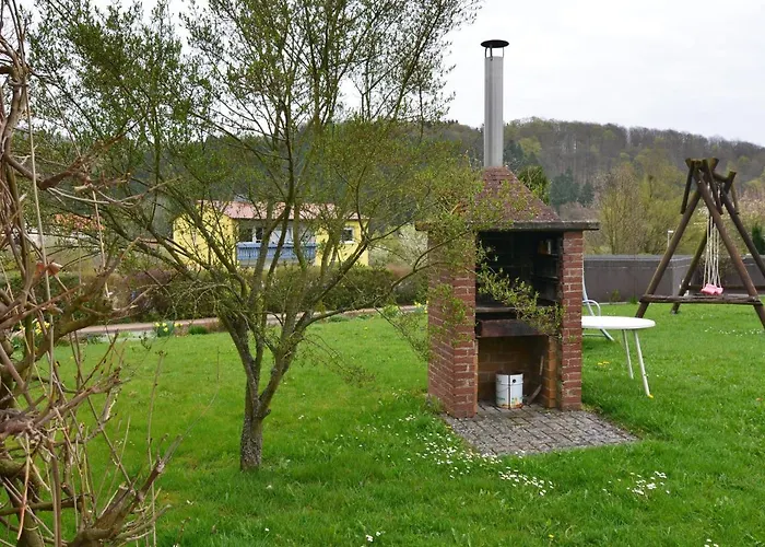 In Armsfeld With Pool Apartmán